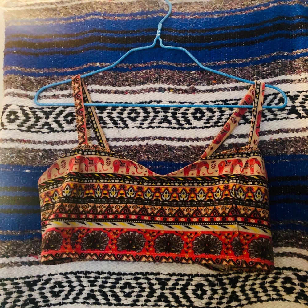 Patterned bralette/Crop Top - Picture 2 of 7